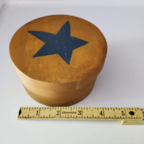 Round Decor Box with Blue Star
