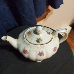 Rose Floral Teapot